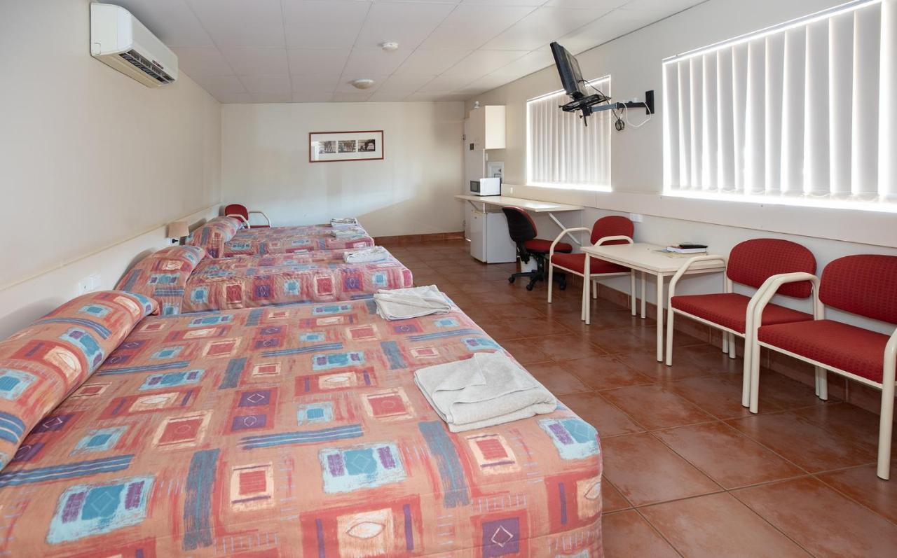 Leichhardt Hotel Motel Cloncurry Exterior photo