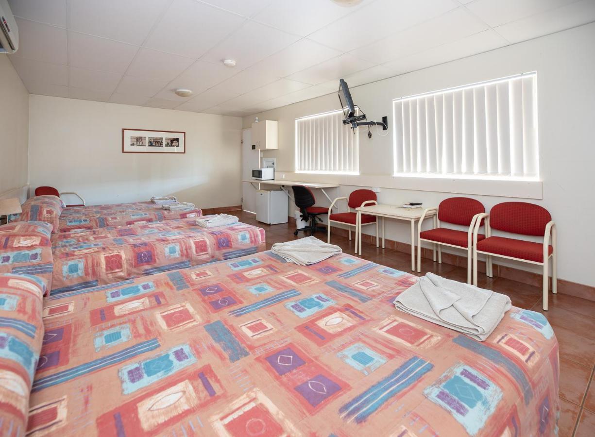 Leichhardt Hotel Motel Cloncurry Exterior photo