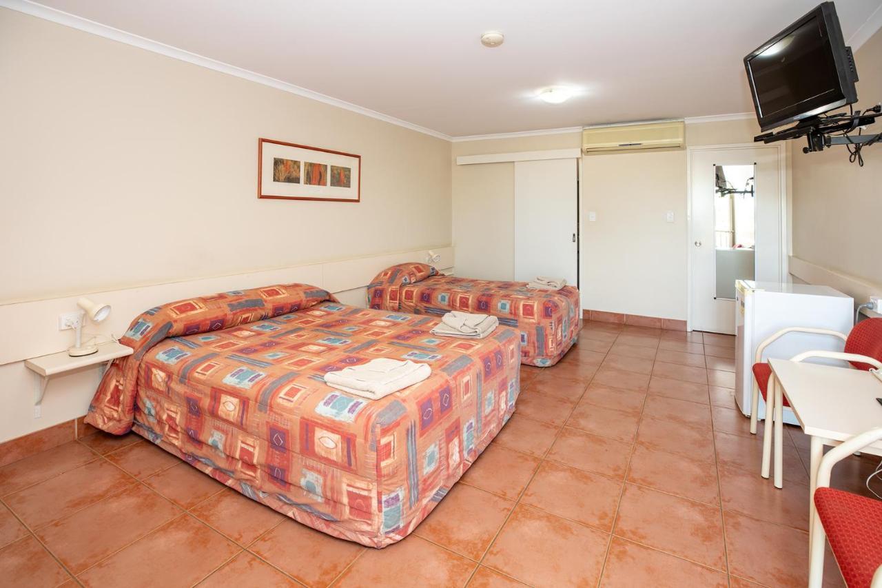 Leichhardt Hotel Motel Cloncurry Exterior photo